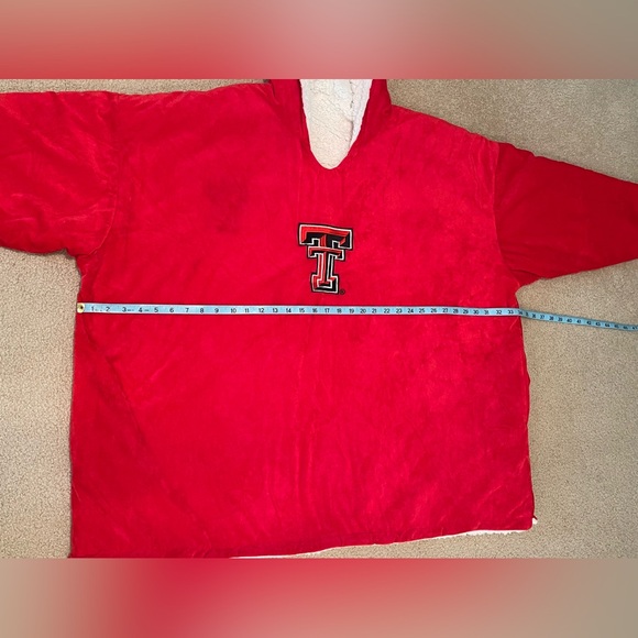 Texas Tech College Reversible Hooded Blanket Poncho - Picture 5 of 9